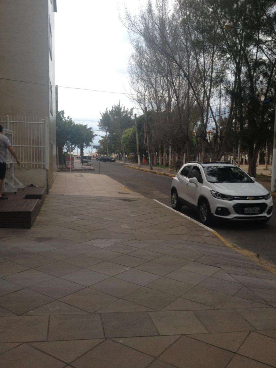 Apartamento Apto ótima localização Capão da Canoa Exterior foto